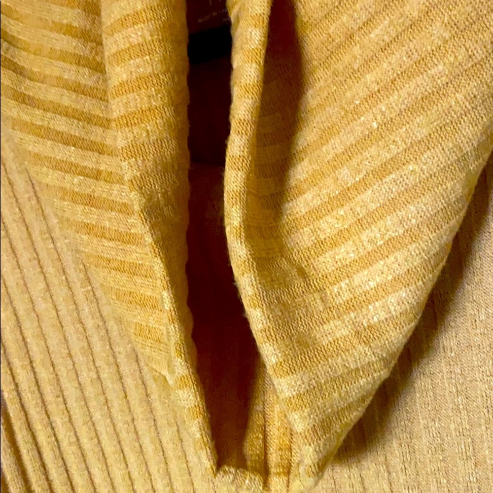 Blouse - Picture 3 of 5